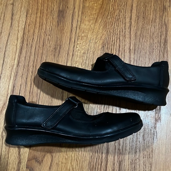 Clark Collection Mary Jane Sandal - Picture 3 of 6